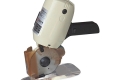 Máy cắt vải cầm tay mô tơ cơ  RC-110 cắt được 3,2 cm